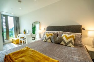 River_And_Castle_Master_Bedroom