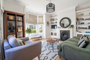 21_Scarcroft_Road_Lounge